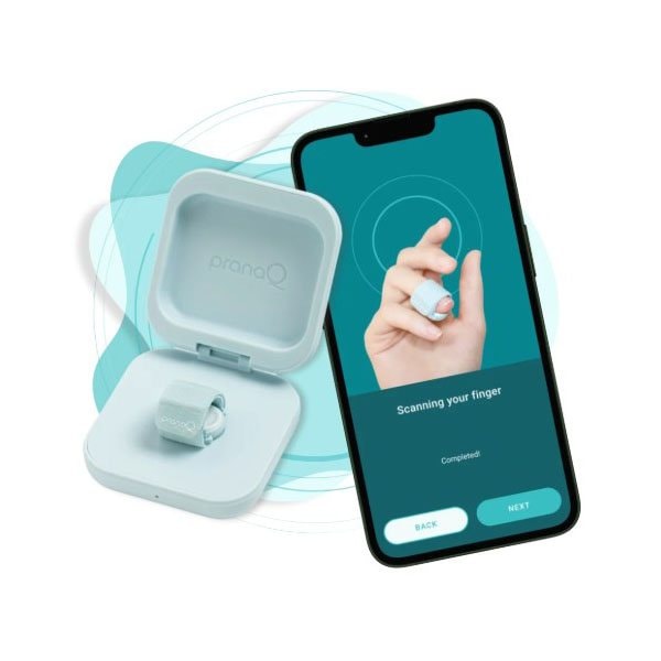 TipTraq device with charging case and smartphone app